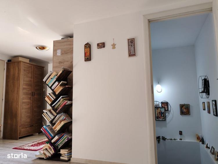 Casă cu 4 camere cu Teren 530 Mp în Răzvad