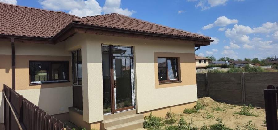 Inchiriez 1/2 Duplex in Mosnita Noua - 1