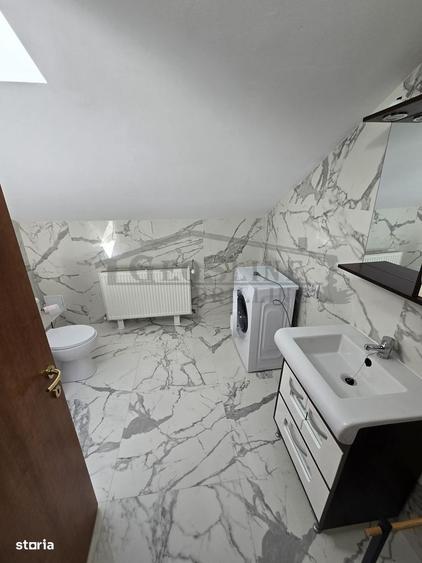 Apartament cu 3 camere decomandat în Baciu