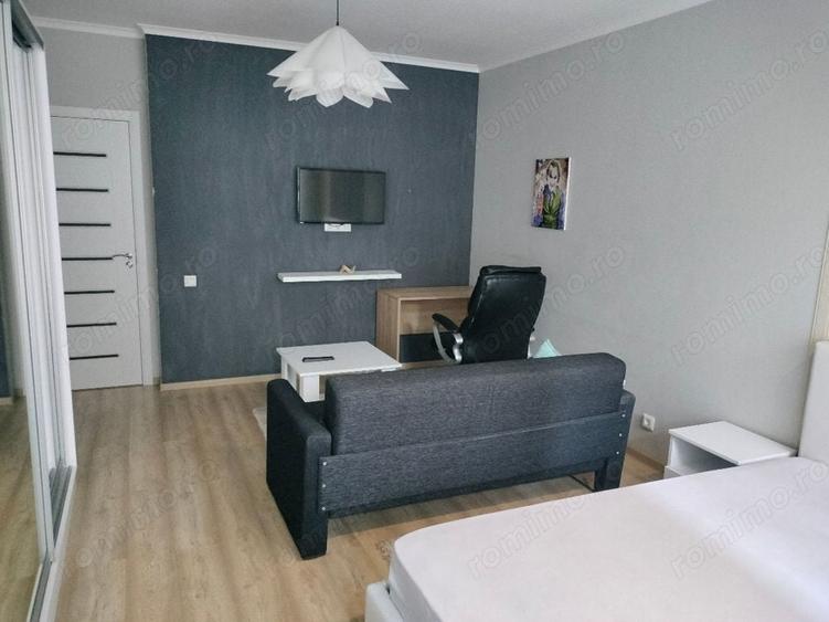 Garsonieră decomandată în Calea București