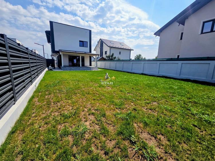 Casă cu 4 camere cu Teren 400 Mp în Exterior Vest