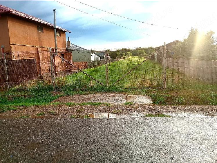 Teren de 3225 mp, în Blejoi