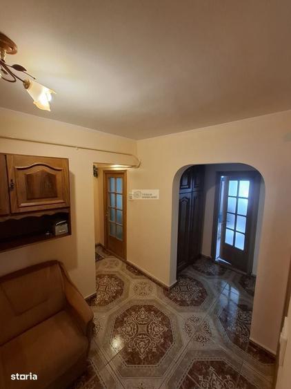 Apartament cu 4 camere în Central