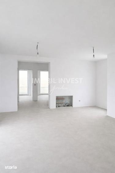 Casă cu 3 camere cu Teren 120 Mp în Central