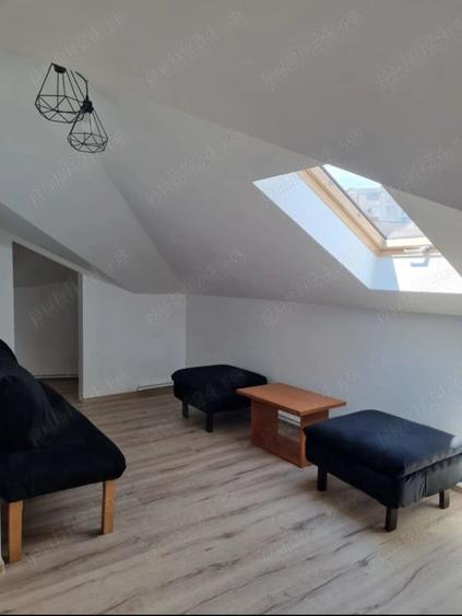 Apartament cu 4 camere semidecomandat în Ultracentral