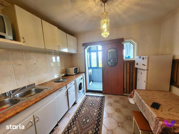 Apartament cu 2 camere decomandat în Vasile Aaron