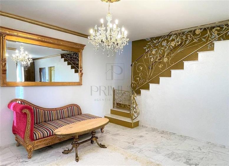 Apartament cu 4 camere decomandat, mobilat în Dumbrăvița