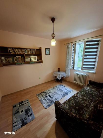 Apartament cu 2 camere decomandat în Dâmbu Pietros