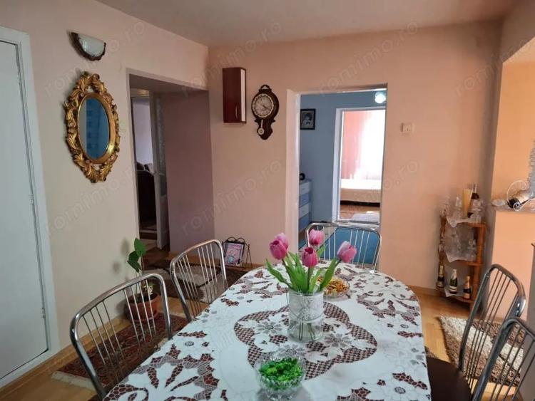 Casă cu 5 camere cu Teren 812 Mp în Central