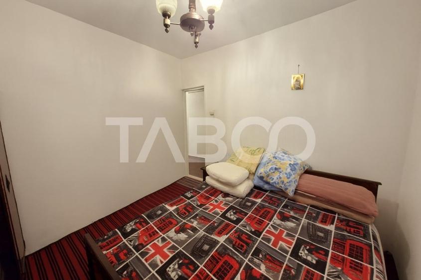 Apartament cu 3 camere decomandat, mobilat în Cisnădie