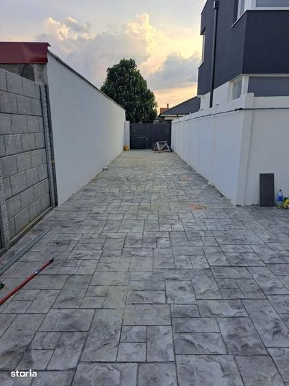 Casă cu 4 camere în Oncea
