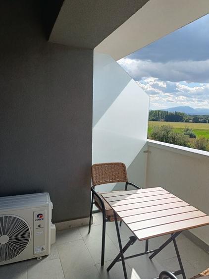 Apartament 2 camere tip studio + loc de parcare + boxa subterana - 1