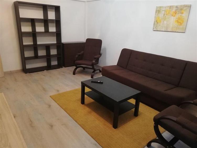 Apartament cu 2 camere decomandat, mobilat în Doamna Ghica