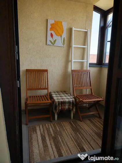 Apartament cu 2 camere semidecomandat în Est