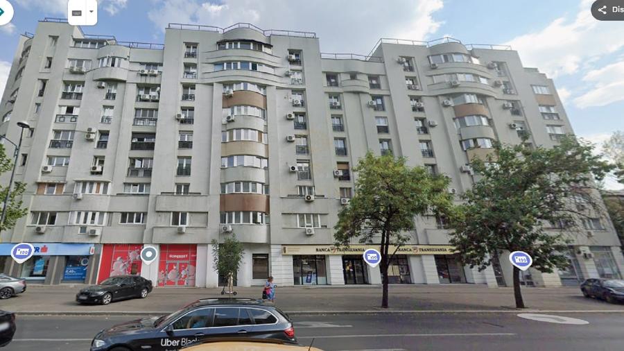 Apartament cu 4 camere decomandat în Șerban Vodă