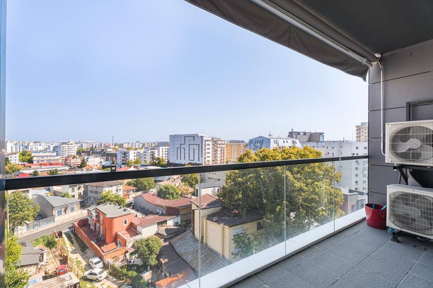 Apartament cu 3 camere semidecomandat în Calea Călărașilor