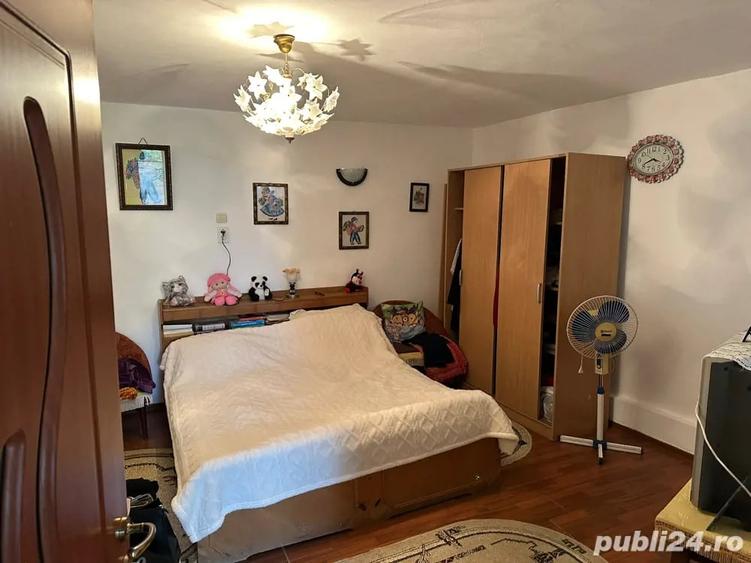 Casă cu 3 camere cu Teren 1300 Mp în Pecineaga
