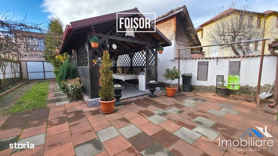 Casă cu 4 camere în Ultracentral