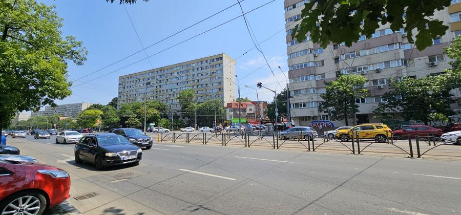 Apartament cu 3 camere decomandat, mobilat în Obor