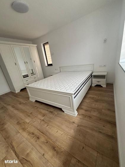 Casă cu 4 camere cu Teren 400 Mp în Centura
