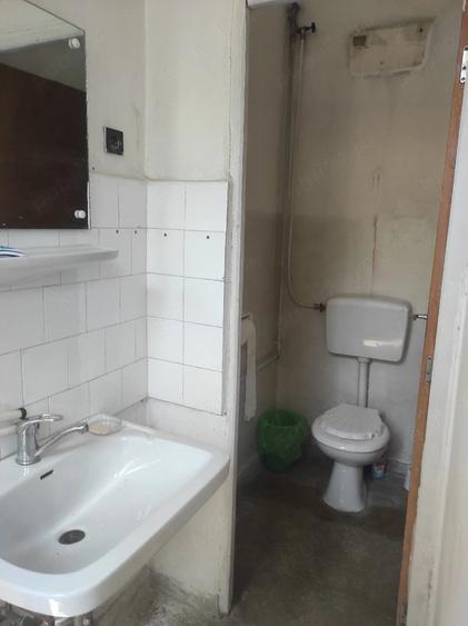 Spațiu comercial, de 249 mp, în Central