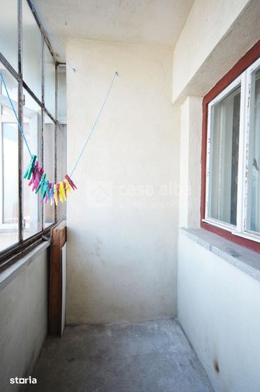 Apartament cu 4 camere decomandat în Gară