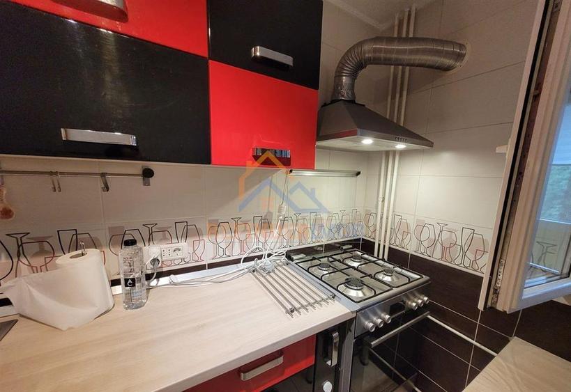 Apartament cu 2 camere decomandat, mobilat în Fizicienilor