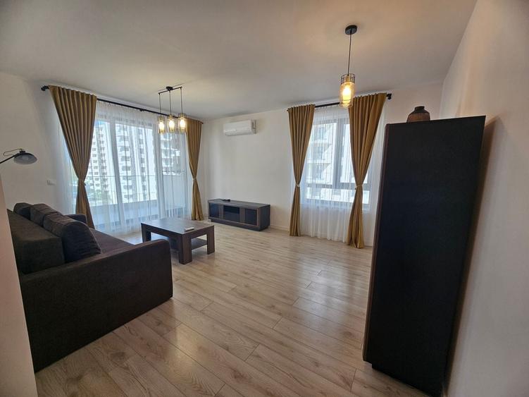 Apartament cu 2 camere decomandat în Băneasa