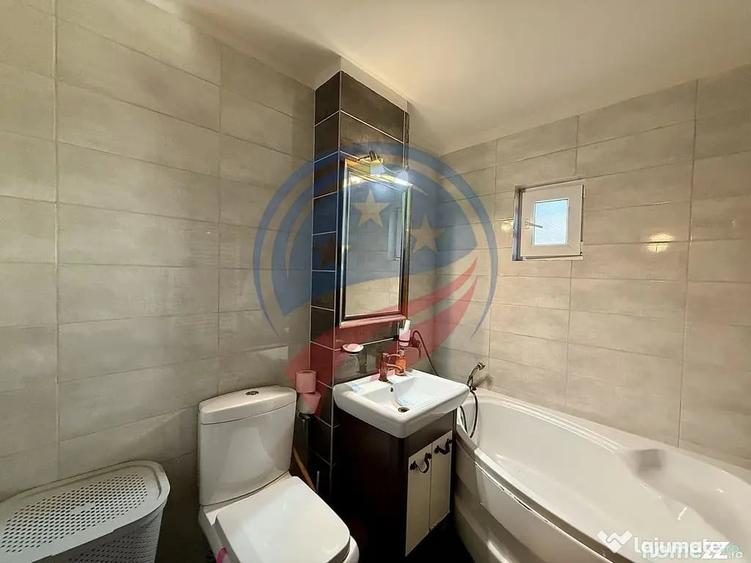 Apartament cu 2 camere decomandat în Rovine
