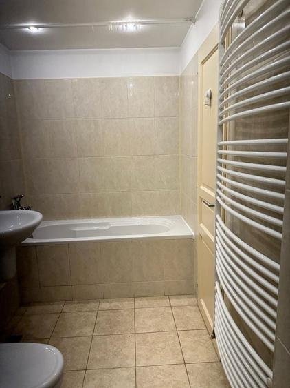 Apartament cu 2 camere decomandat în Dorobanți