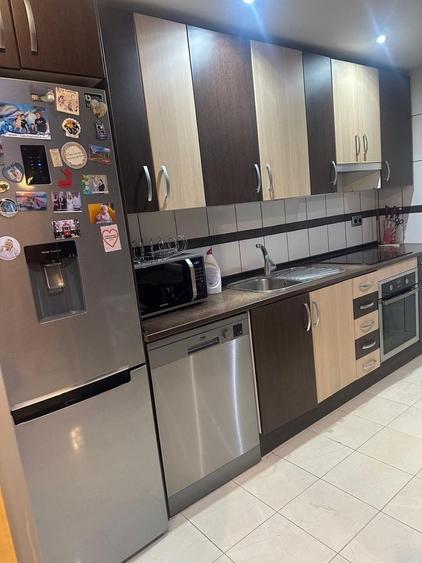 Apartament cu 3 camere în Central