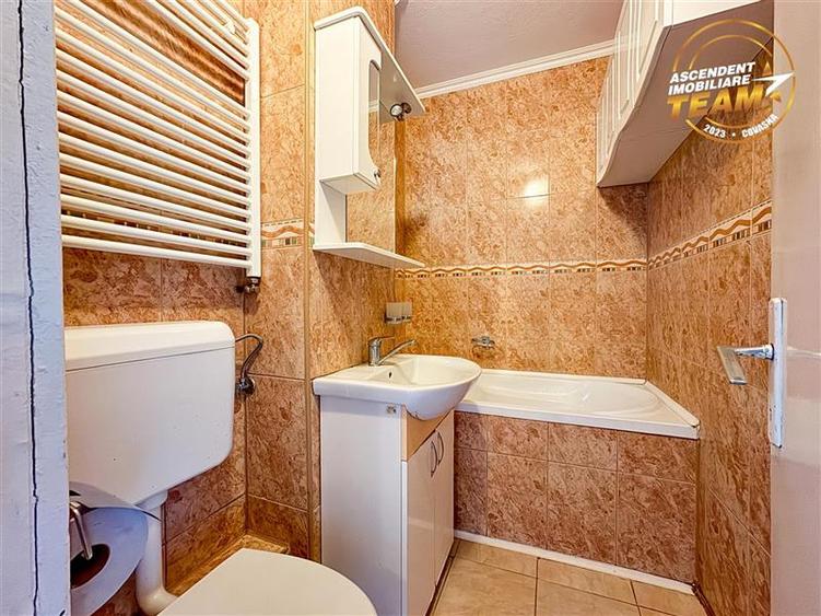 Apartament cu 3 camere decomandat, mobilat în Ciucului