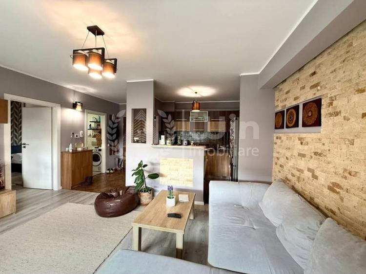 Apartament cu 2 camere semidecomandat, mobilat în Iris