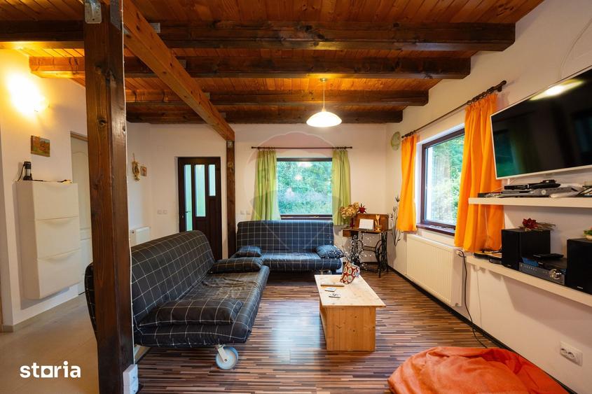 Casă cu 5 camere cu Teren 2340 Mp în Bălilești