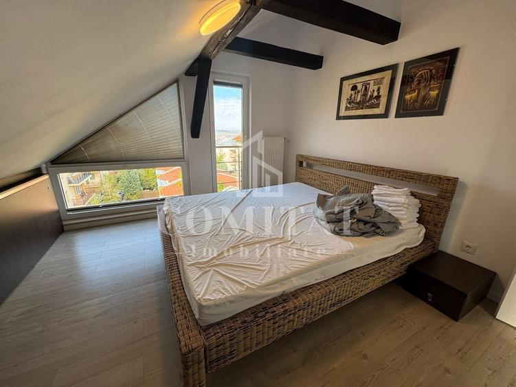 Apartament cu 3 camere semidecomandat, mobilat în Bună Ziua
