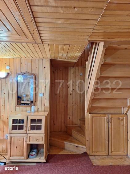 Casă cu 3 camere cu Teren 428 Mp în Măneciu