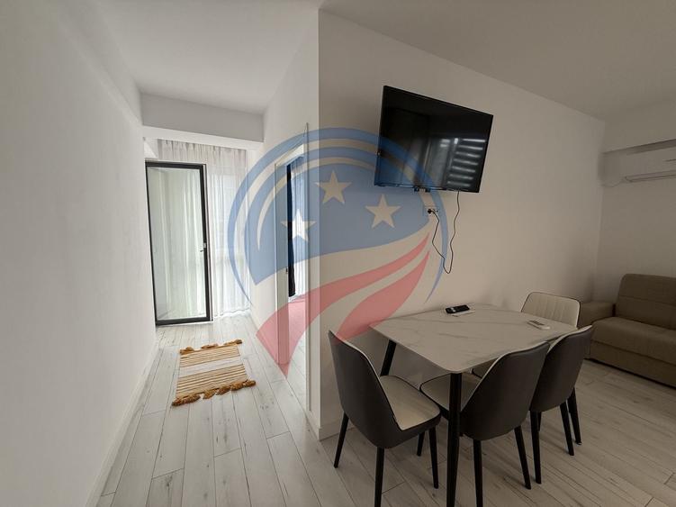 Apartament cu 2 camere semidecomandat, mobilat în 1 Mai