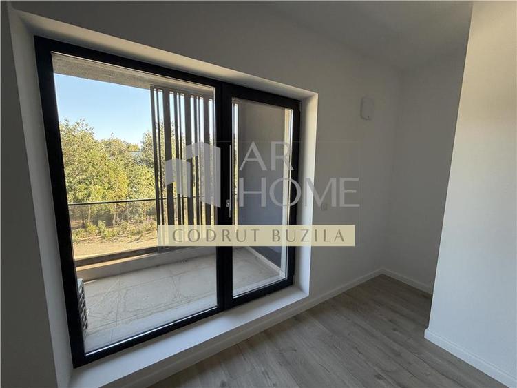 Apartament cu 3 camere decomandat în Albert