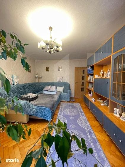 Apartament cu 3 camere decomandat în Aradului