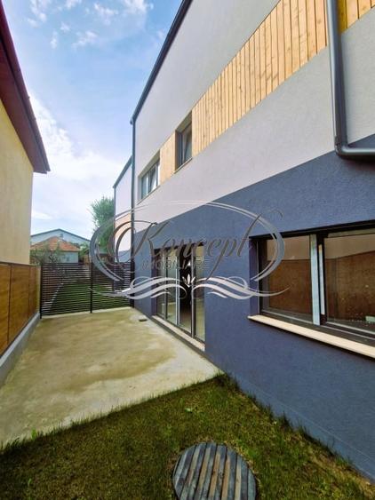 Duplex cu 4 camere cu Canalizare în Dâmbul Rotund
