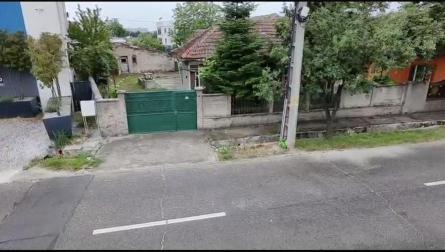 Casă cu 3 camere în Centura