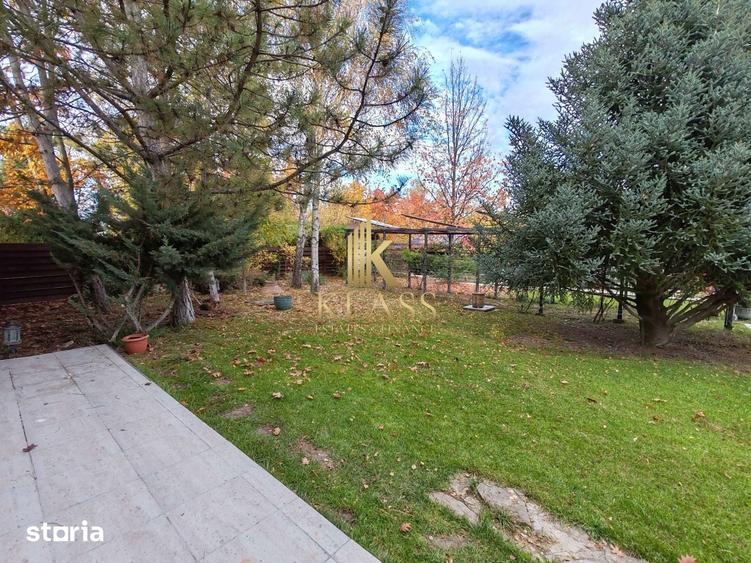 Casă cu 5 camere cu Teren 300 Mp în Corbeanca