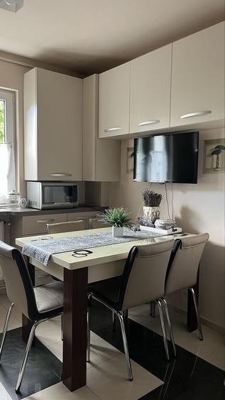 Apartament cu 3 camere semidecomandat în Gheorgheni
