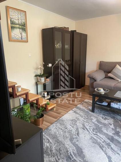 Casă cu 4 camere cu Teren 420 Mp în Cetății