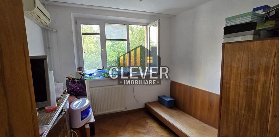 Apartament cu 4 camere decomandat, mobilat în Ozana