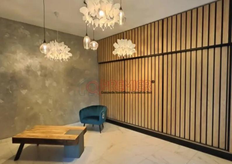Apartament cu 3 camere decomandat în Cotroceni
