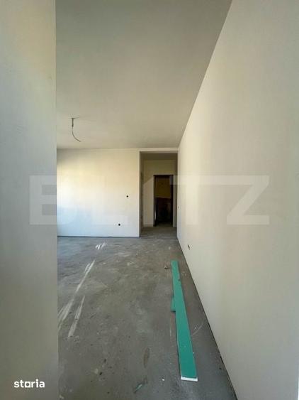 Apartament cu 4 camere semidecomandat în Someșeni
