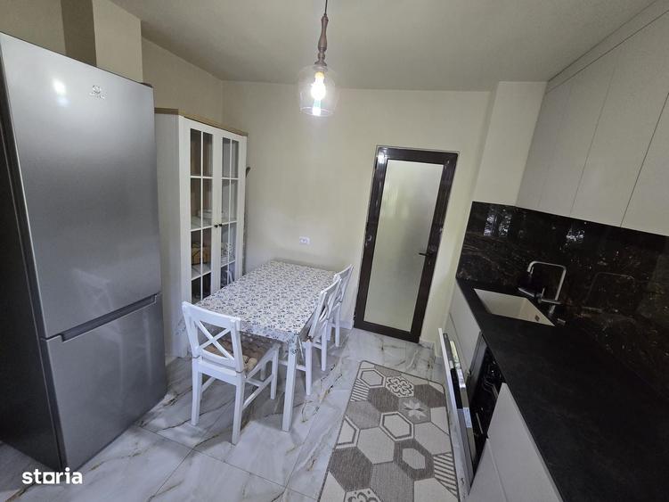 Apartament cu 4 camere în Mazepa 1