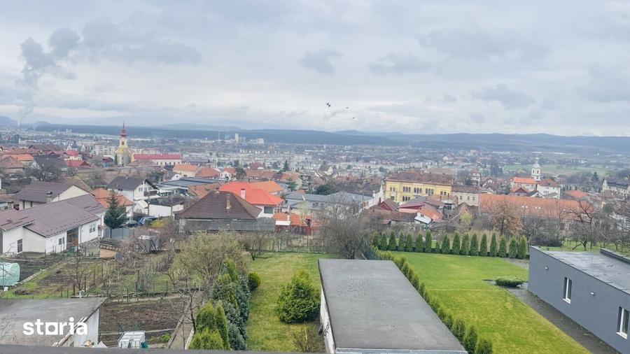 Spațiu comercial, de 402 mp, în Central