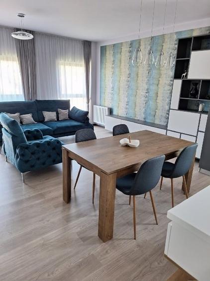 Apartament cu 3 camere decomandat, mobilat în Borhanci